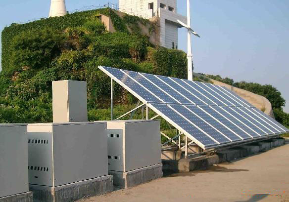 軍事哨所太陽能發(fā)電.jpg